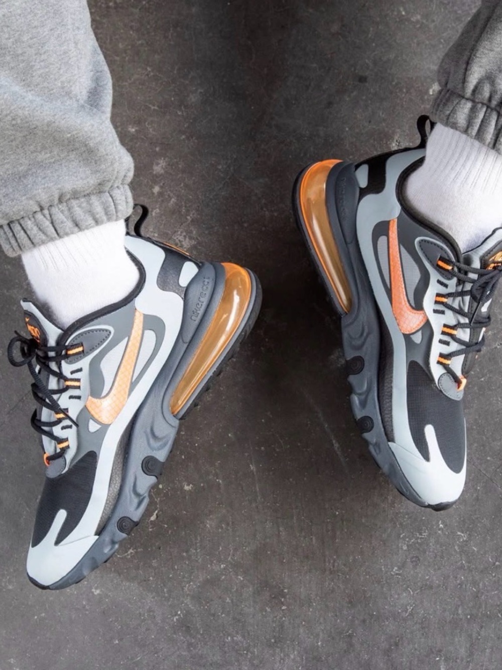 Nike Air Max 270 React Winter Sneaker Mens 11 Gray Orange Low Lace Up Athletic